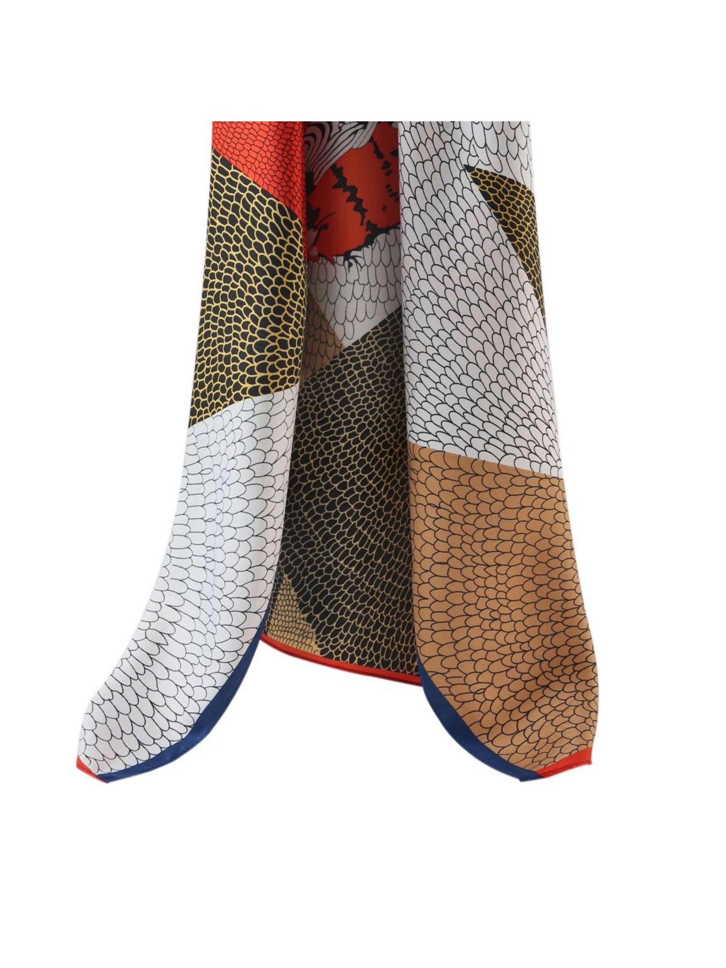 Écharpe 'Grand carré de Soie Snake Zoé' alberto cabale en rouge