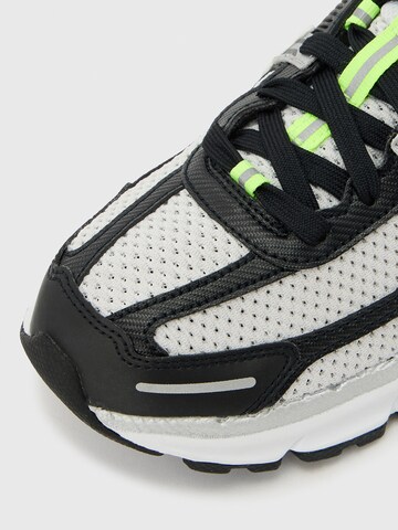 Nike Sportswear Кроссовки 'Vomero 5' в Черный