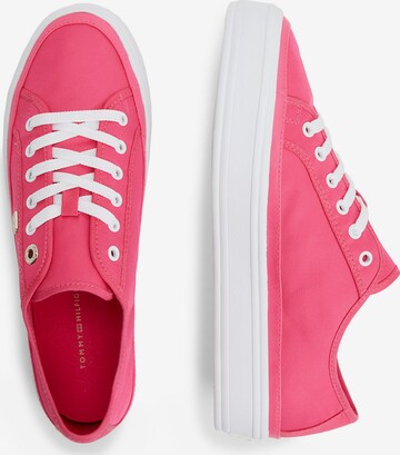 TOMMY HILFIGER Sneakers laag in Roze