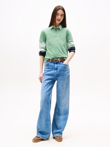 Tricou de la Tommy Jeans pe verde