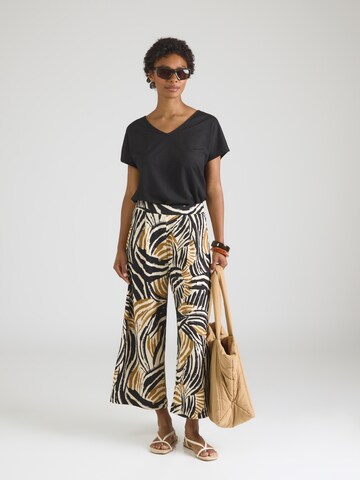 Wide leg Pantaloni de la s.Oliver pe galben