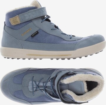 LOWA Sneakers & Trainers in 40 in Blue: front