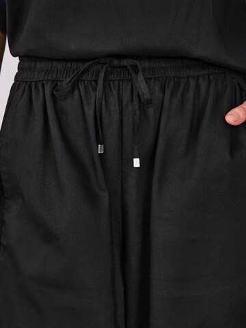 juoda Next Standartinis Kelnės