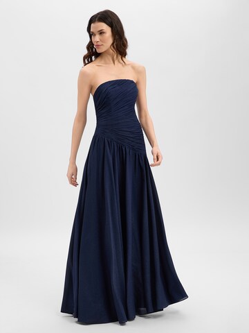 Luxuar Fashion Evening Dress in Blue: front