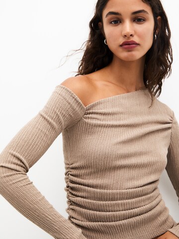 Pull&Bear Tričko – béžová