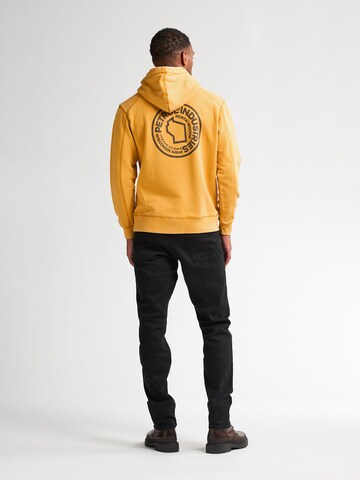 Petrol Industries Sweatshirt 'Monroe' in Oranje