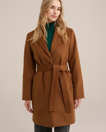 WE Fashion Between-seasons coat in Brown: front