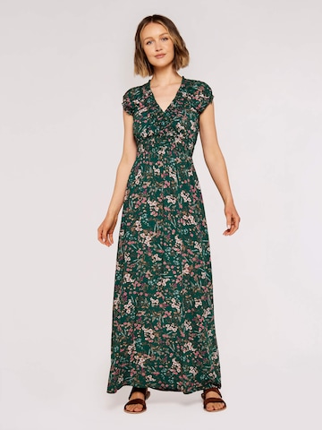Robe d’été Apricot en vert : devant
