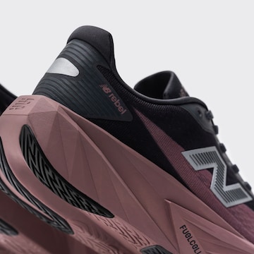 new balance Loopschoen 'FuelCell Rebel v5' in Roze