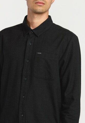 Volcom Comfort Fit Hemd 'Caden Solid' in Schwarz