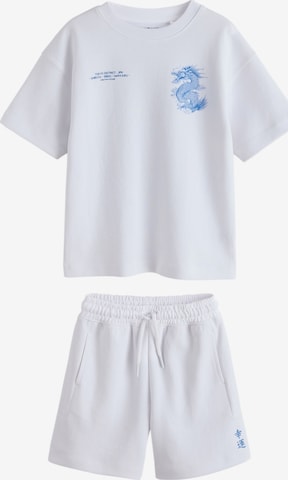 Next Set in Wit: voorkant