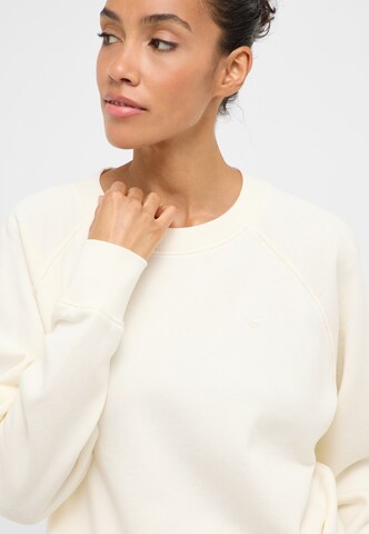 MUSTANG Sweatshirt 'Mala' in White