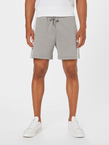 G-Star RAW Regular Shorts in Grau: predná strana