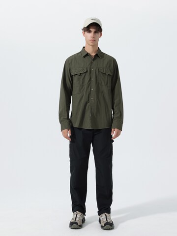 Youthup Regular fit Button Up Shirt in Green
