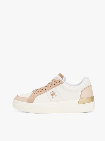 TOMMY HILFIGER Σνίκερ χαμηλό σε λευκό