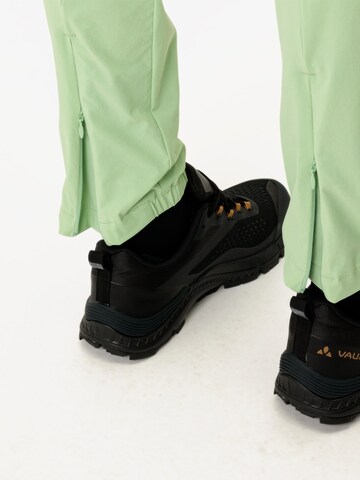 VAUDE Slimfit Sporthose 'Scopi' in Grün