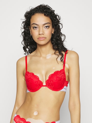 GUESS - Push-up Sujetador 'BELLE' en rojo: frente