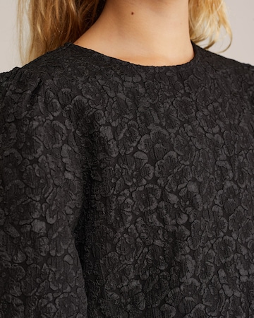 WE Fashion Blus i svart
