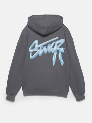 Pull&Bear Sweatshirt in Grey
