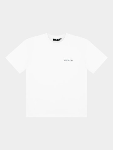 T-Shirt 'Last Bucks | In Pieces Tee' Last Bucks en blanc : devant
