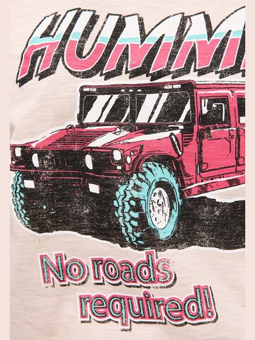 Maglietta 'No Roads Required Hummer' di Recovered in rosa