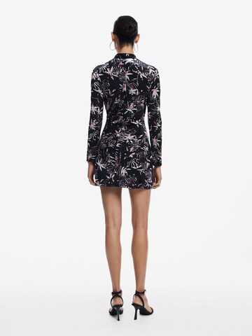 Rochie de la Desigual pe negru