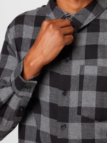 ABOUT YOU Regular fit Button Up Shirt 'Ryan' in Black