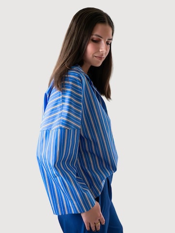 WEARABLE STORIES Shirt 'Lucie' in Blue