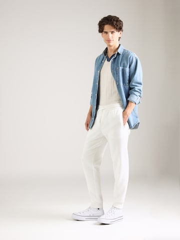 ARMANI EXCHANGE Tapered Παντελόνι σε λευκό