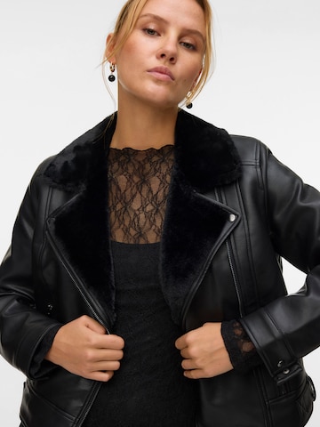 VERO MODA Prechodná bunda 'VMHAILEY' - Čierna