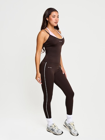 YO-GAYA Sporttop 'Layered Halter Top' in Bruin