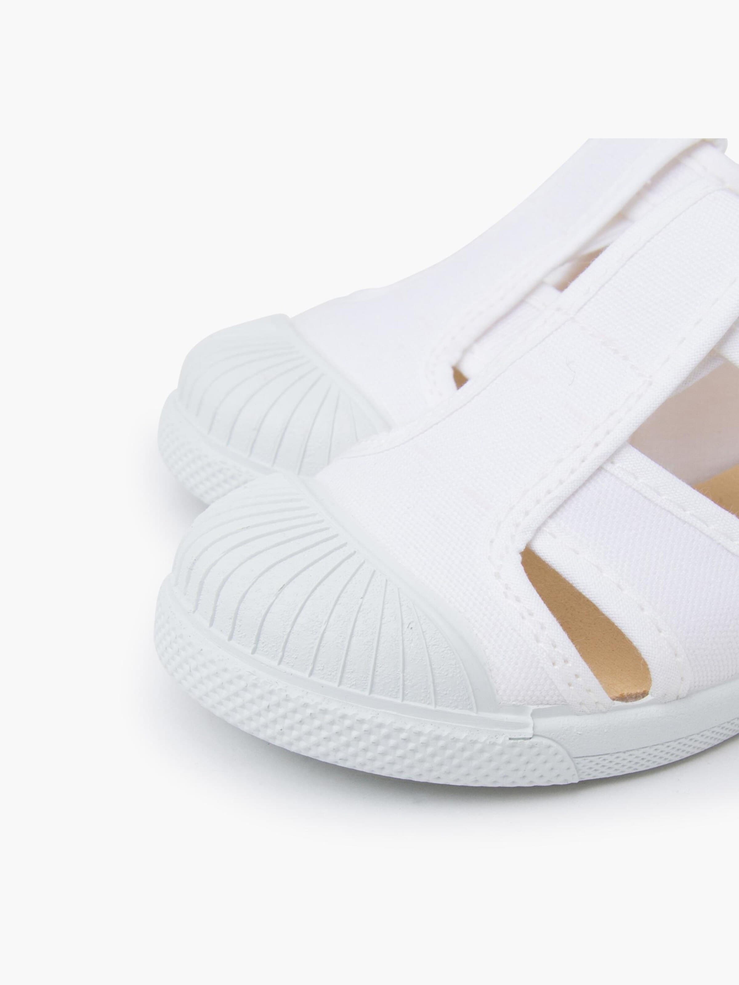 Chaussures ouvertes Pisamonas en blanc