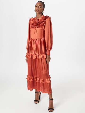 Robe 'Yoke' Dorothy Perkins en rouge : devant