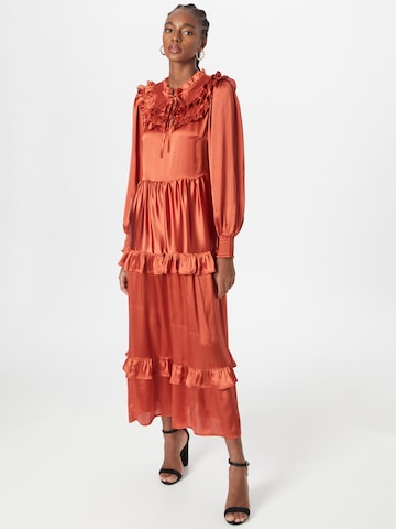 Robe 'Yoke' Dorothy Perkins en rouge : devant