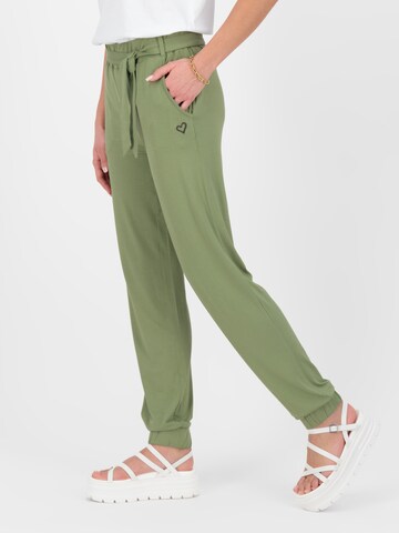 Regular Pantaloni 'Alice' de la Alife and Kickin pe verde