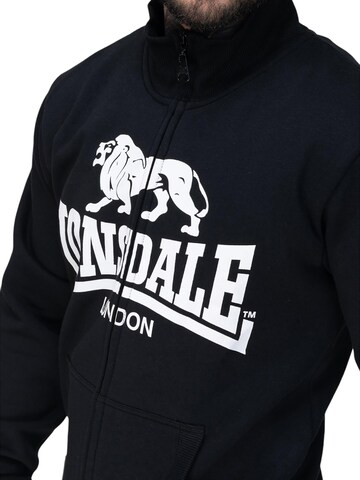 LONSDALE Sweatjakke 'Blencarn' i sort