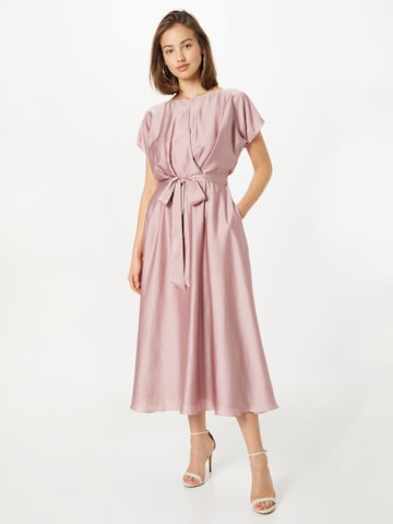 SWING Dress in Pink: front