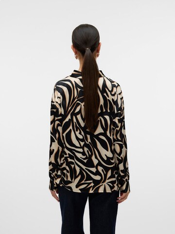 VERO MODA Blus 'VMVEGA' i beige