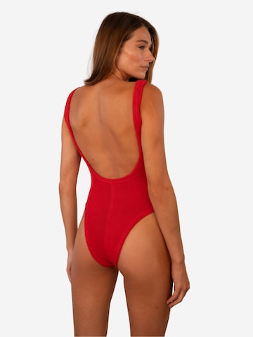 Billie Swim Klassiek Badpak 'Ikaria Swimsuit' in Rood