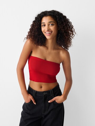 Top di Bershka in rosso: frontale