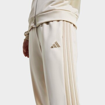 ADIDAS SPORTSWEAR Тренировочный костюм 'Essentials' в Бежевый
