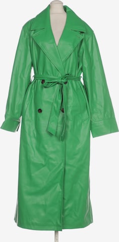 NA-KD Jacket & Coat in S in Green: front