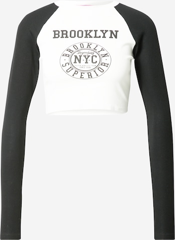 Edikted T-Shirt 'Brooklyn Babe' in Weiß: predná strana