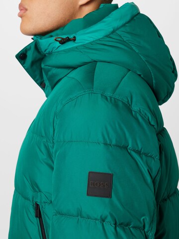 Veste d’hiver 'Omaris' BOSS Orange en vert