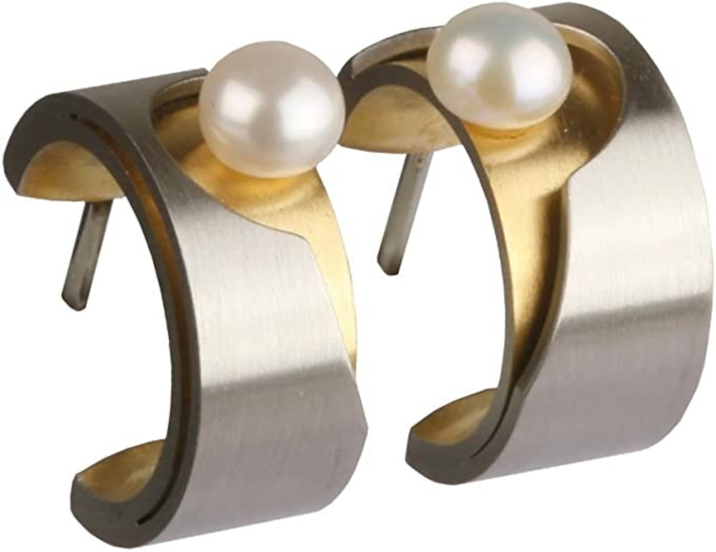 Ernstes Design Earrings in Gold: front