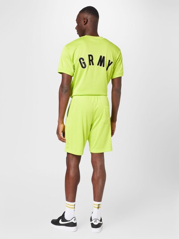 Grimey Regular Shorts in Grün