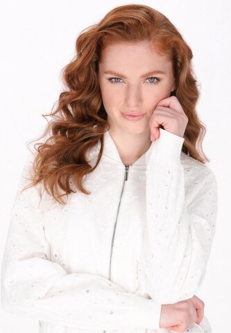 Veste mi-saison DreiMaster Vintage en blanc