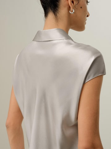 Lilysilk - Blusa en gris