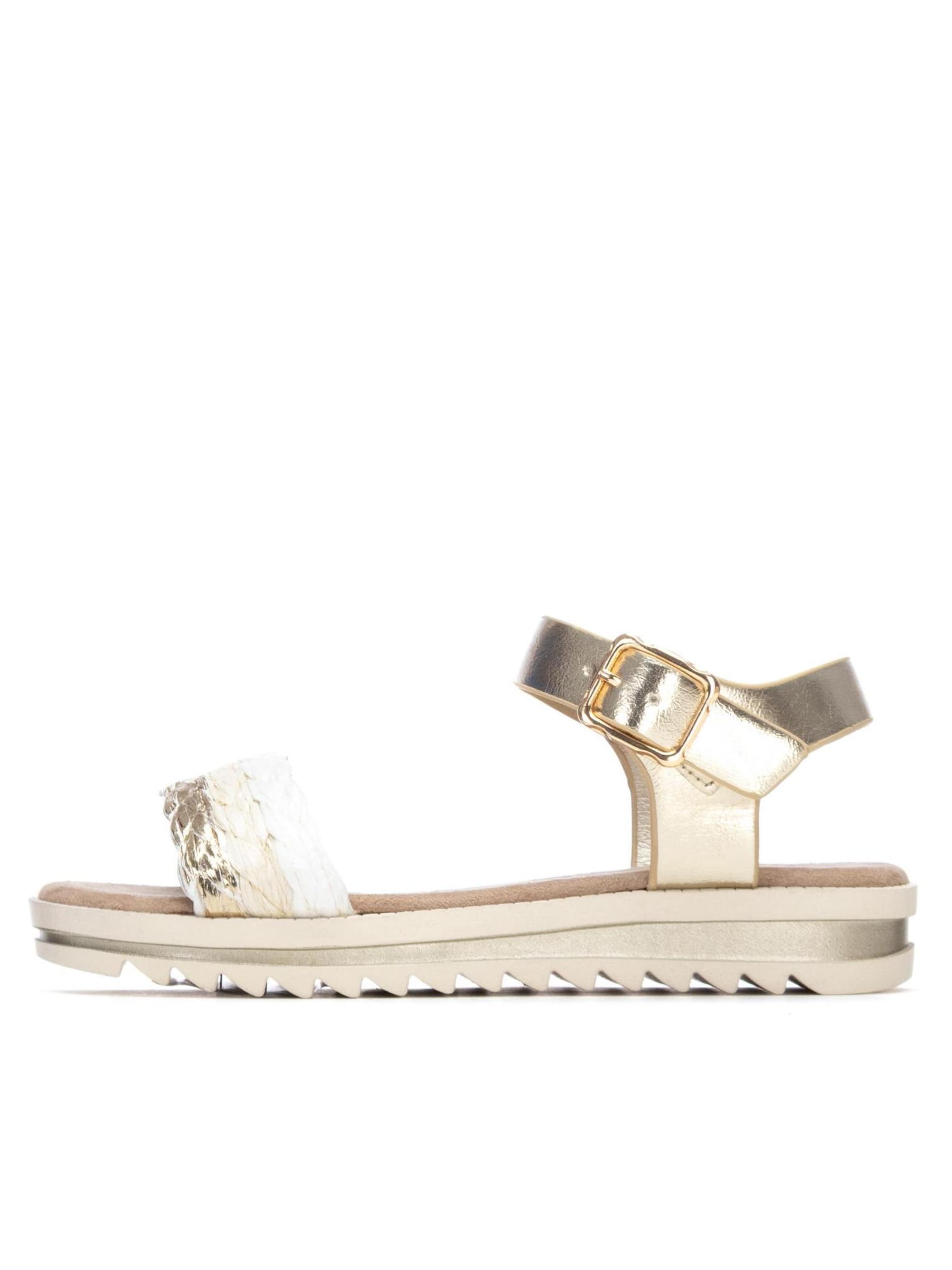 Xti Sandals in Gold
