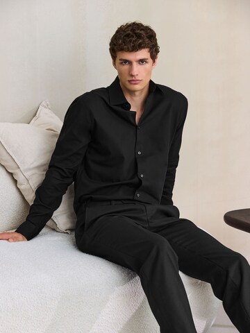 Regular fit Camicia 'Smart' di Next in nero